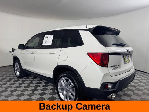 Used 2025 Honda Passport EX-L image 9