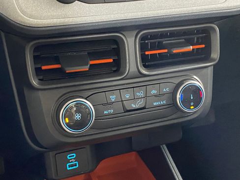 Used 2023 Ford Maverick XLT image 26