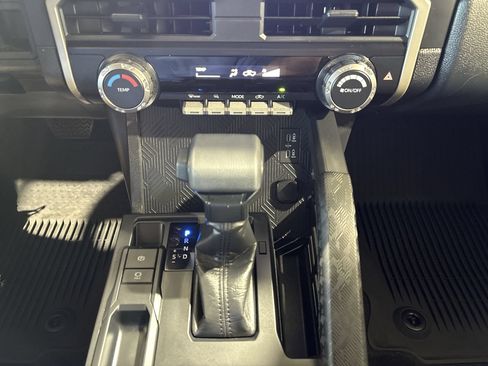 Used 2024 Toyota Tacoma SR RWD image 21
