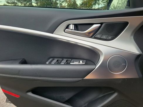 Used 2026 Genesis G70 2.5T Prestige RWD image 18