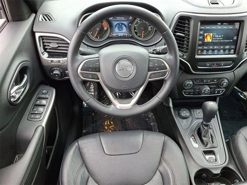 Used 2021 Jeep Cherokee Latitude Lux 80th Anniv w/ Quick Order Package 26U 80TH image 11