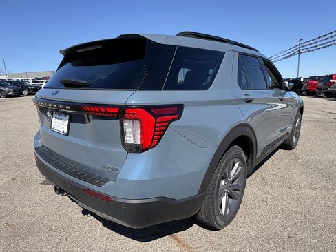 New 2026 Ford Explorer Active w/ Active Comfort Package image 5