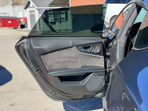 Used 2016 Audi RS 7 Prestige image 22