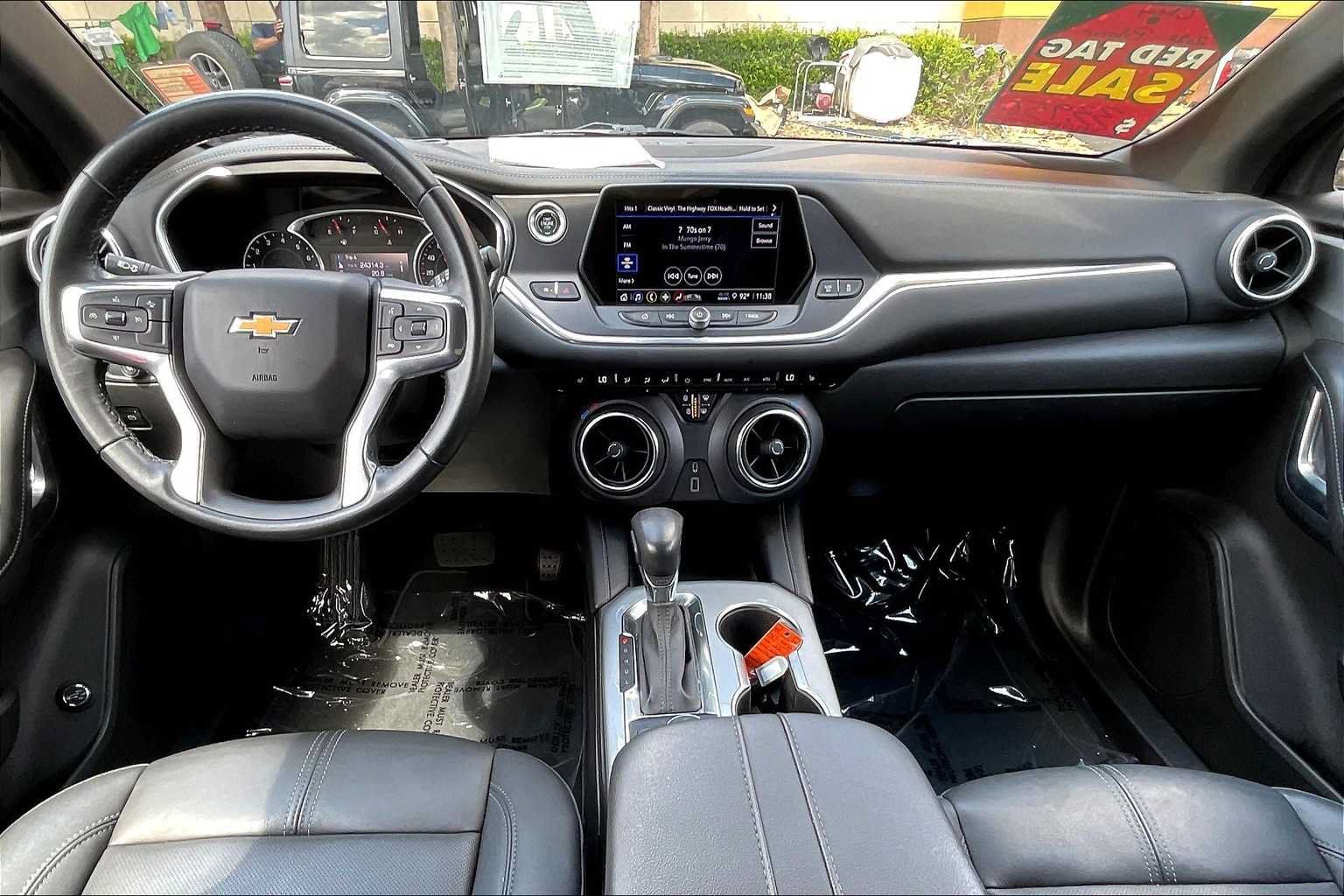 Used 2022 Chevrolet Blazer LT w/ Midnight/Sport Edition FWD image 15