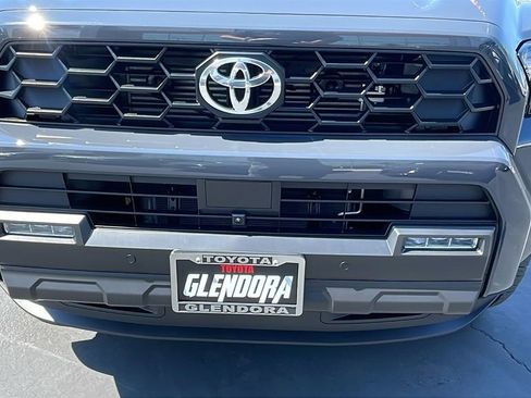 New 2026 Toyota 4Runner TRD Off-Road Premium AWD/4WD image 9