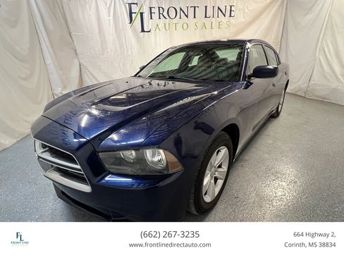 Used 2014 Dodge Charger SE image 3
