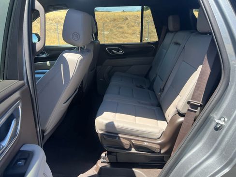 Used 2024 Chevrolet Tahoe LT AWD/4WD image 15
