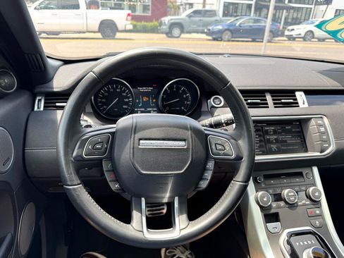 Used 2014 Land Rover Range Rover Evoque Dynamic image 7