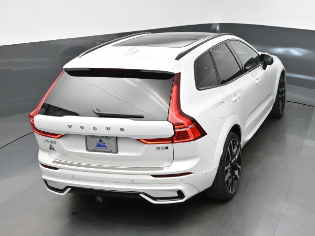 Used 2024 Volvo XC60 B5 Ultimate w/ Protection Package Premier AWD/4WD image 21