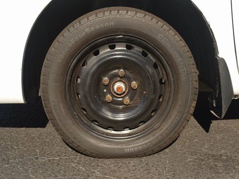 Used 2019 Nissan NV200 SV w/ Navigation Package image 13