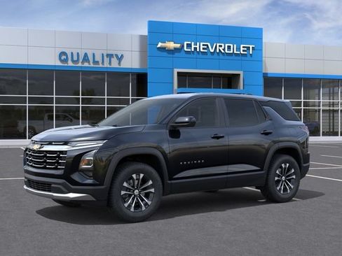 New 2027 Chevrolet Equinox LT FWD image 2