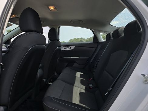 Used 2022 Kia Forte Sedan FWD image 15