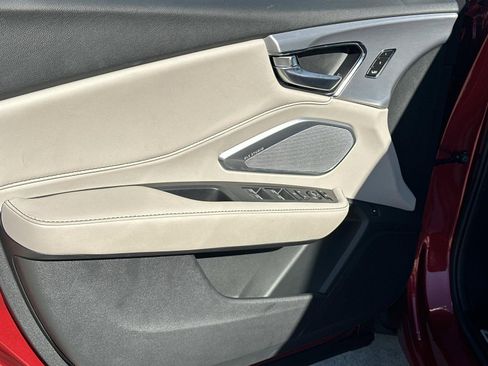 Certified 2025 Acura RDX w/ Technology Package image 9