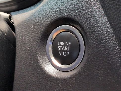Used 2025 Toyota Corolla SE FWD image 30