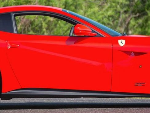 Used 2014 Ferrari F12 Berlinetta RWD image 3