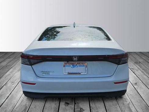 Used 2024 Honda Accord EX image 4