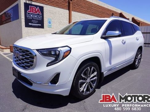 Used 2020 GMC Terrain Denali w/ Denali Premium Package FWD image 42