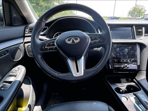 Used 2023 INFINITI QX50 Luxe FWD image 6