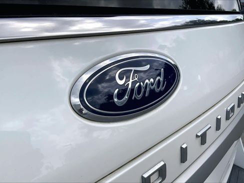 Used 2022 Ford Expedition XLT RWD image 31