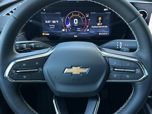 New 2026 Chevrolet Traverse LT FWD image 25