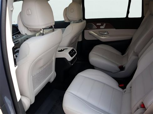 New 2026 Mercedes-Benz GLS 450 4MATIC image 22