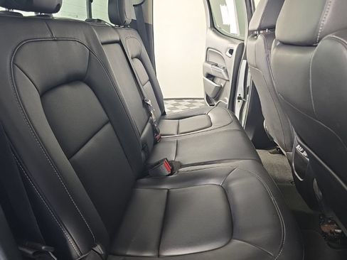 Used 2016 GMC Canyon SLT w/ Driver Alert Package AWD/4WD image 32
