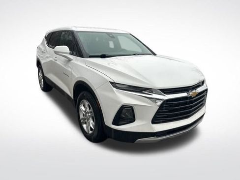 Used 2022 Chevrolet Blazer LT image 3
