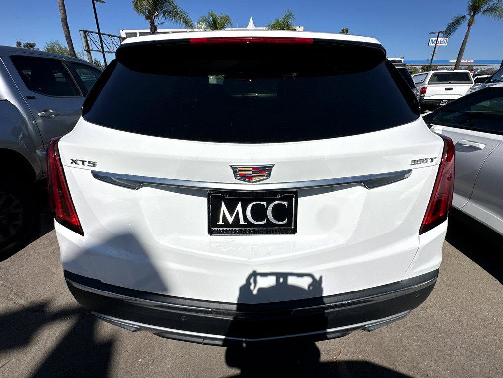 Used 2025 Cadillac XT5 Premium Luxury FWD image 5