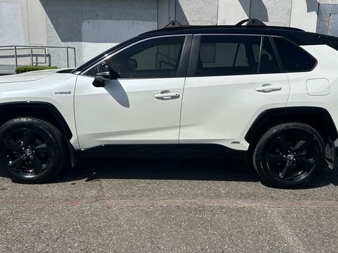 Certified 2019 Toyota RAV4 XSE AWD/4WD image 8