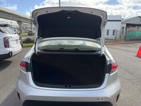 Used 2023 Toyota Corolla LE image 19