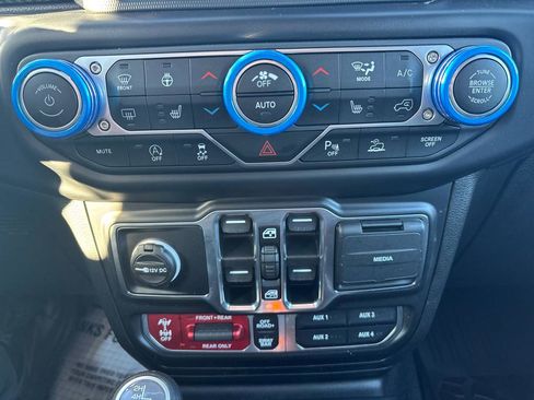 Used 2023 Jeep Wrangler Unlimited Rubicon w/ Xtreme 35 Tire Package image 24