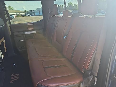 Used 2019 Ford F150 King Ranch w/ Equipment Group 601A Luxury AWD/4WD image 11