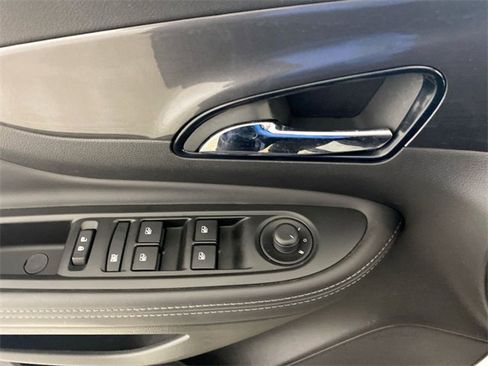Certified 2022 Buick Encore Preferred w/ Safety Package image 26