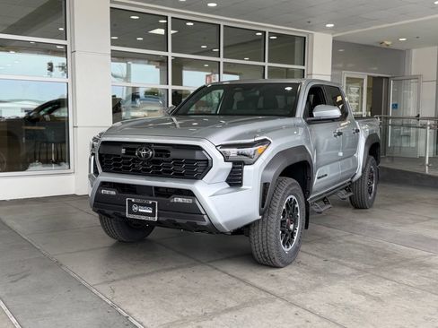 New 2026 Toyota Tacoma TRD Off-Road AWD/4WD image 2
