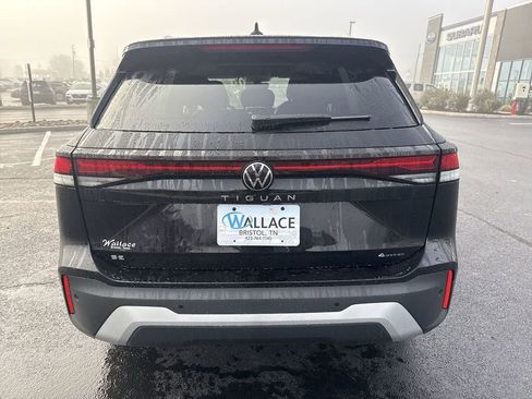 New 2026 Volkswagen Tiguan SE AWD/4WD image 5