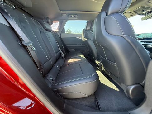 Certified 2025 Cadillac Optiq Sport 2 w/ LPO, Floor Liner Package image 33