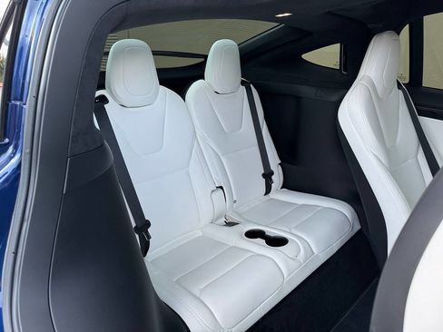 Used 2018 Tesla Model X 100D image 14