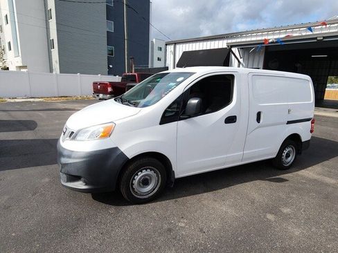 Used 2018 Nissan NV200 S image 3