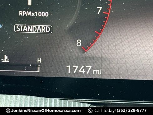 Certified 2025 Nissan Murano SV FWD image 44