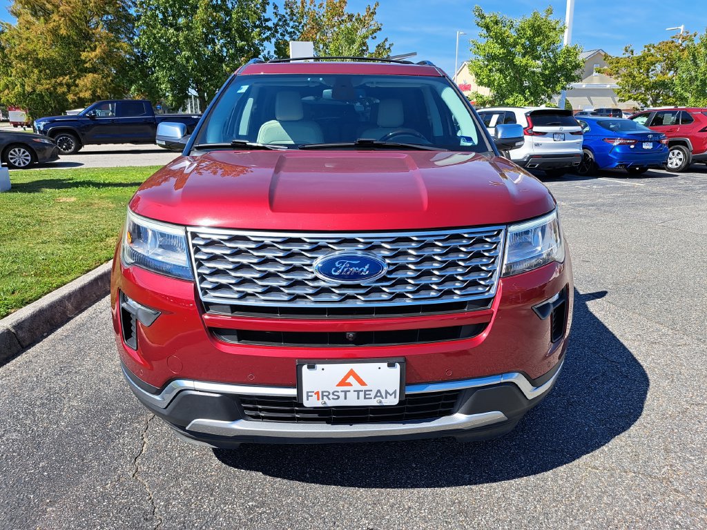 Used 2018 Ford Explorer Platinum AWD/4WD image 3