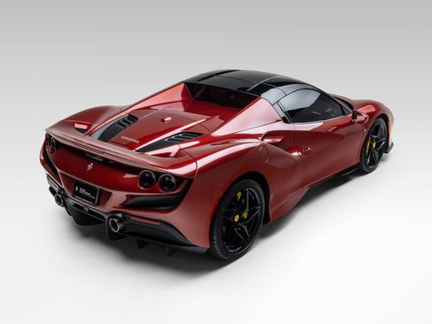 Certified 2022 Ferrari F8 Tributo RWD image 14