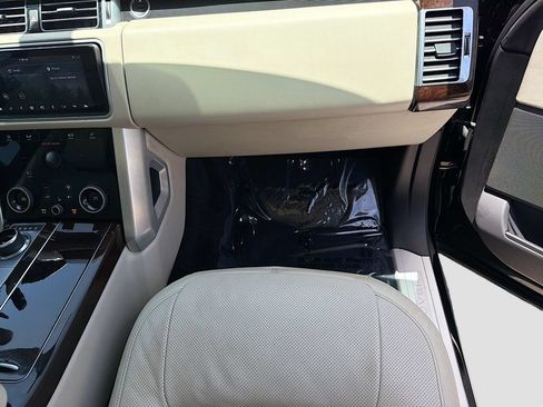 Used 2020 Land Rover Range Rover HSE AWD/4WD image 19