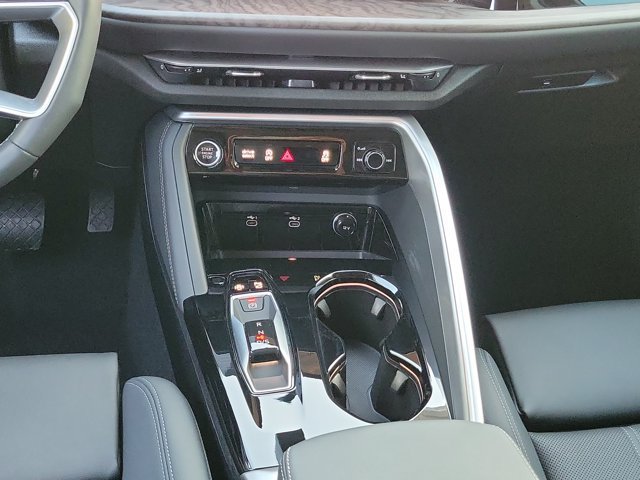 Certified 2026 Audi Q5 Premium Plus AWD/4WD image 21