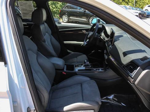 Used 2023 Audi SQ5 Prestige w/ Prestige Package AWD/4WD image 18