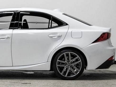 Used 2019 Lexus IS 300 image 13