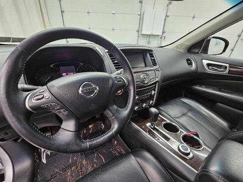 Used 2014 Nissan Pathfinder SL w/ SL Premium Package image 10