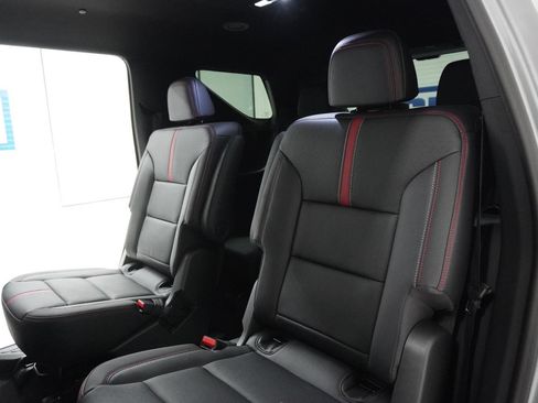 New 2026 Chevrolet Traverse RS image 41