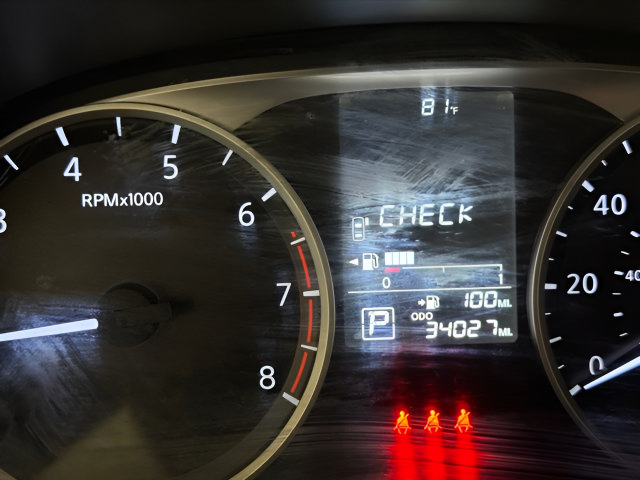 Used 2024 Nissan Versa S FWD image 18