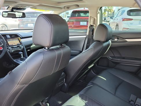 Used 2017 Honda Civic Touring image 23