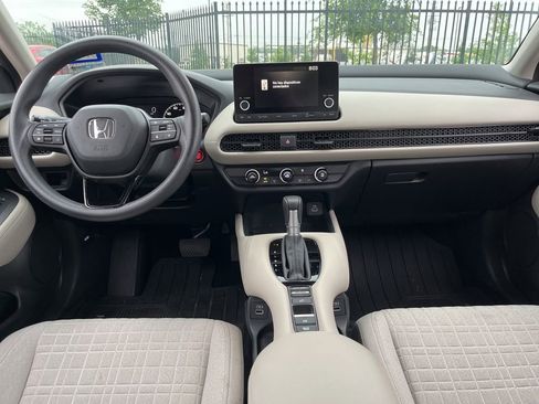 Used 2023 Honda HR-V LX image 14
